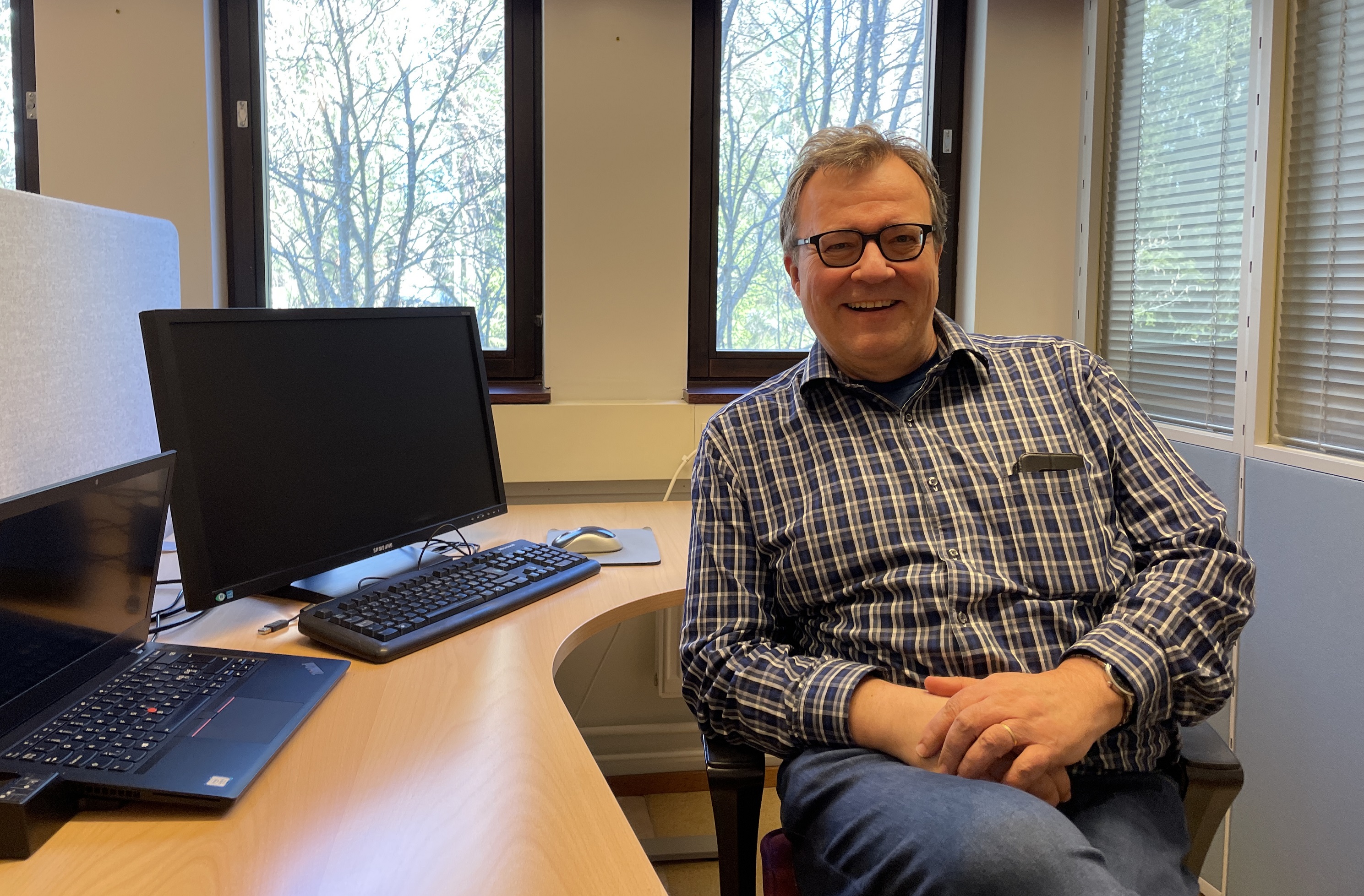 Loisteen tuotannon suunnittelupäällikkö Timo Haarala on ollut hallinnoimassa sähkönhankinnan ulkoistamisprosessia.